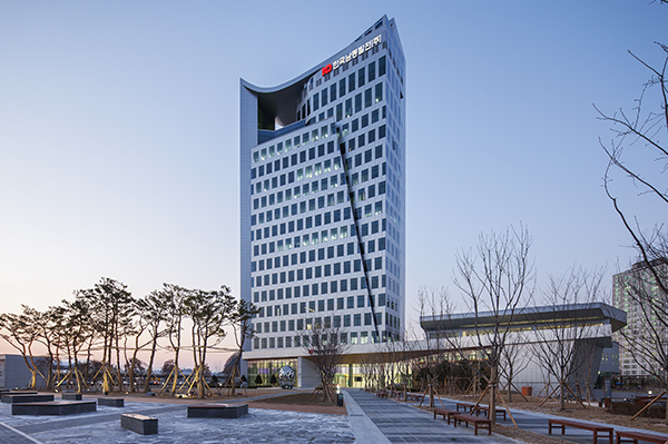 Korea South East Power Headquarter, BIM Design Awards 2011, Gold Prize image